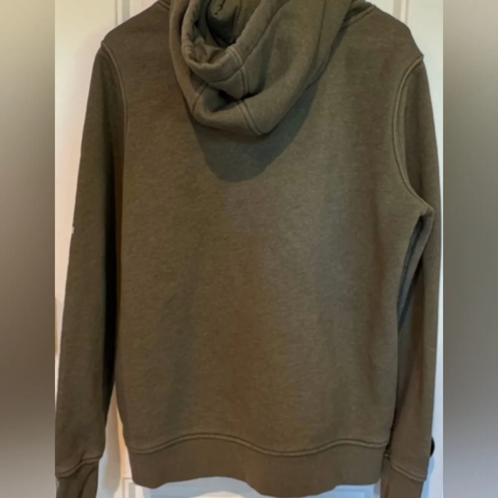 Carhartt Wmn's Midweight Logo Sleeve Graphic Hoodie Size 1X MSRP $59.99 - Picture 5 of 8